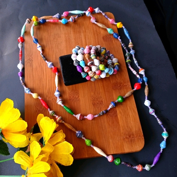 2PC Beautiful African Bead Jewelry Set - Picture 2 of 10